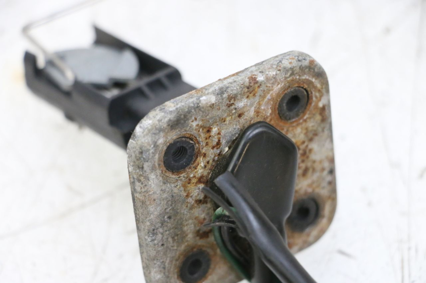 photo de BRANDSTOFNIVEAUMETER TANK MBK BOOSTER SPIRIT NAKED 50 (2004 - 2017) - Technische close-up