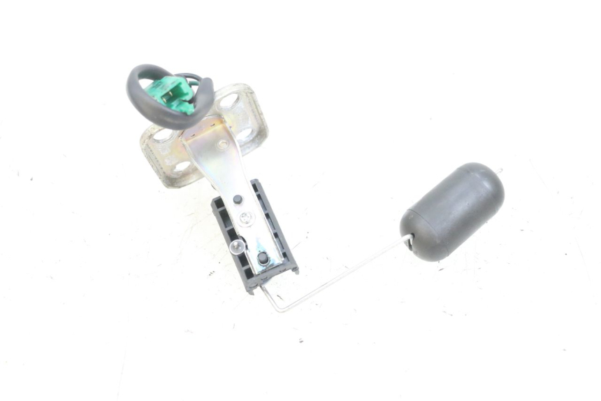 photo de BRANDSTOFNIVEAUMETER TANK YAMAHA BW'S EASY 50 (2013 - 2016) - Zoom op gebruiksstaat