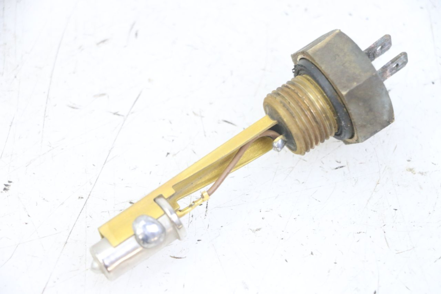 photo de BRANDSTOFNIVEAUMETER TANK HONDA CBF 500 (2004 - 2007) - Hoofdaanzicht