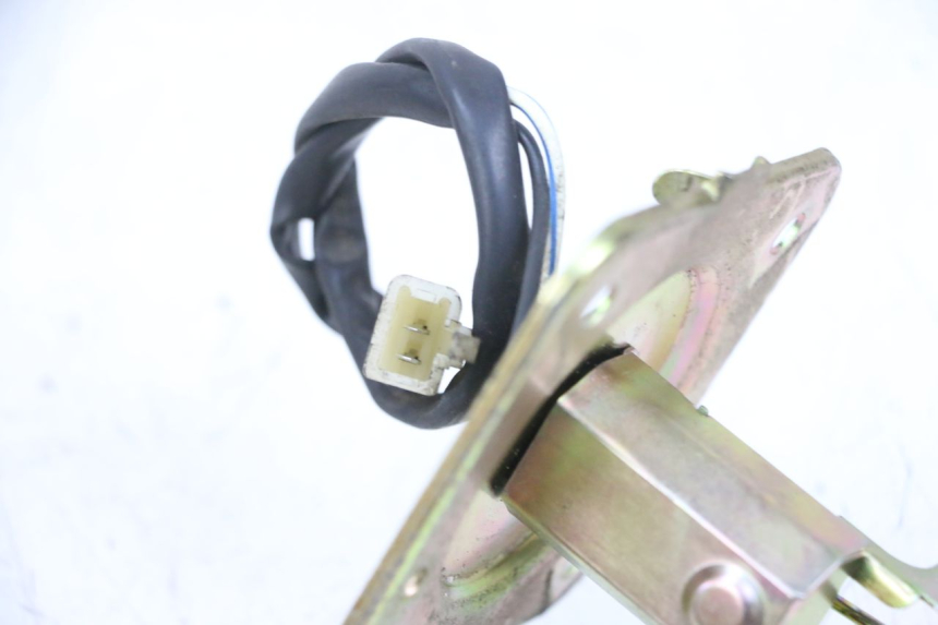 photo de BRANDSTOFNIVEAUMETER TANK KSR CODE 125 (2018 - 2020) - Andere kijkhoek