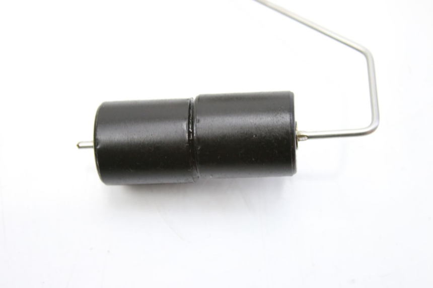 photo de BRANDSTOFNIVEAUMETER TANK SUZUKI CP 80 (1985 - 1996) - Zoom op gebruiksstaat