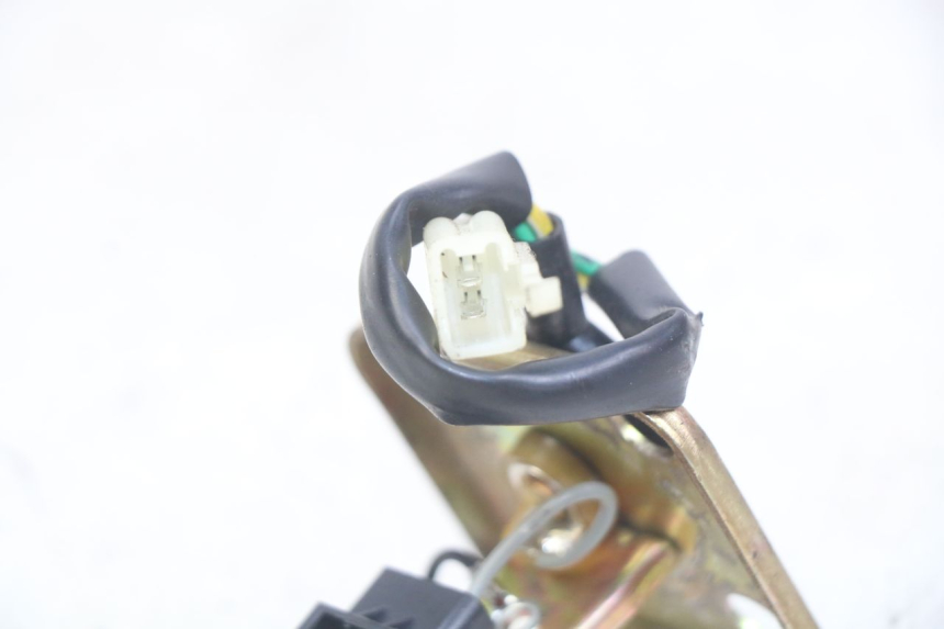 photo de BRANDSTOFNIVEAUMETER TANK SYM CROX 4T 50 (2016 - 2023) - Zoom op gebruiksstaat