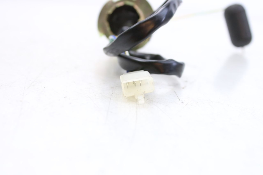 photo de BRANDSTOFNIVEAUMETER TANK JM MOTORS EVOLIS 4T 50 (2018 - 2022) - Technische close-up