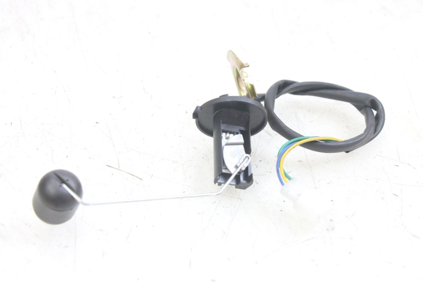 photo de BRANDSTOFNIVEAUMETER TANK JM MOTORS EVOLIS 4T 50 (2018 - 2022) - Hoofdaanzicht