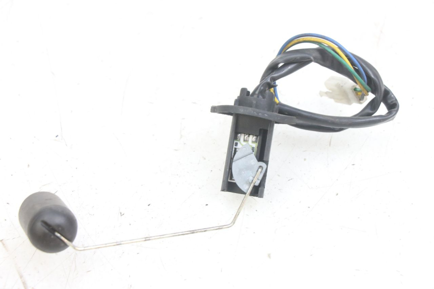 photo de BRANDSTOFNIVEAUMETER TANK TNT MOTOR FASTINO 4T 50 (2013 - 2019) - Zoom op gebruiksstaat