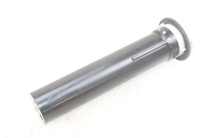 photo de BRANDSTOFNIVEAUMETER TANK GILERA GP 800 (2007 - 2013) - Technische close-up