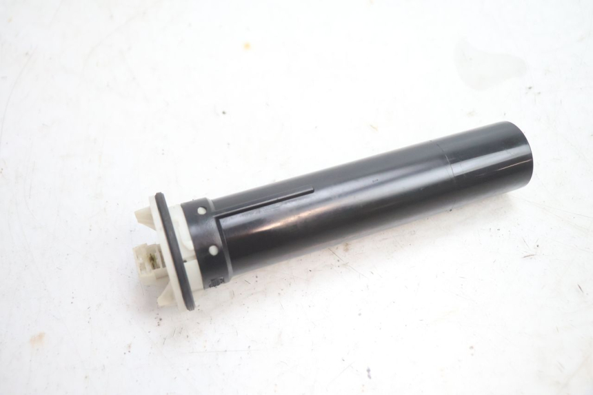 photo de BRANDSTOFNIVEAUMETER TANK GILERA GP 800 (2007 - 2013) - Hoofdaanzicht
