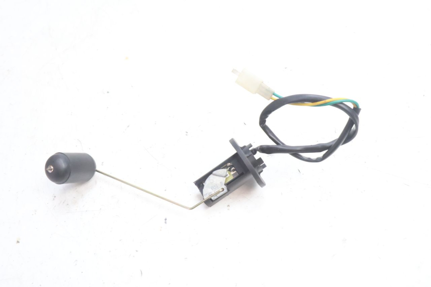 photo de BRANDSTOFNIVEAUMETER TANK NECO GPX LC 2T 50 (2014 - 2018) - Zoom op gebruiksstaat