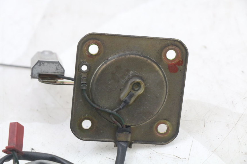 photo de BRANDSTOFNIVEAUMETER TANK HONDA CBR F 1000 (1993 - 1996) - Bevestigingspunten