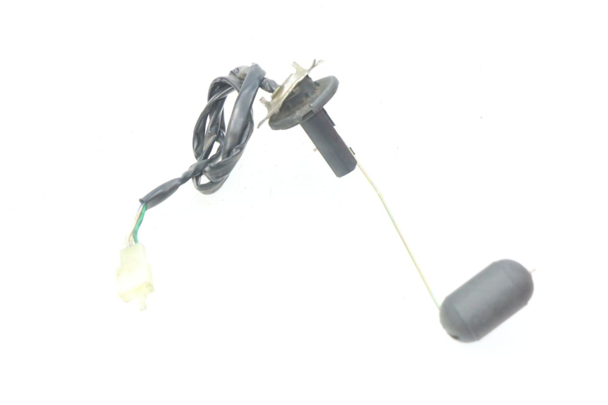 photo de BRANDSTOFNIVEAUMETER TANK HAOTIAN HT125T-2 125 - Zoom op gebruiksstaat