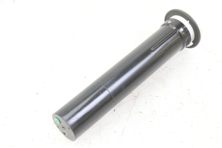 photo de BRANDSTOFNIVEAUMETER TANK PIAGGIO IE MP3 YOURBAN 300 (2011 - 2016) - Andere kijkhoek