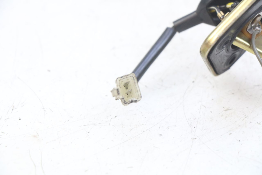 photo de BRANDSTOFNIVEAUMETER TANK PEUGEOT KISBEE 2T 50 (2010 - 2017) - Andere kijkhoek