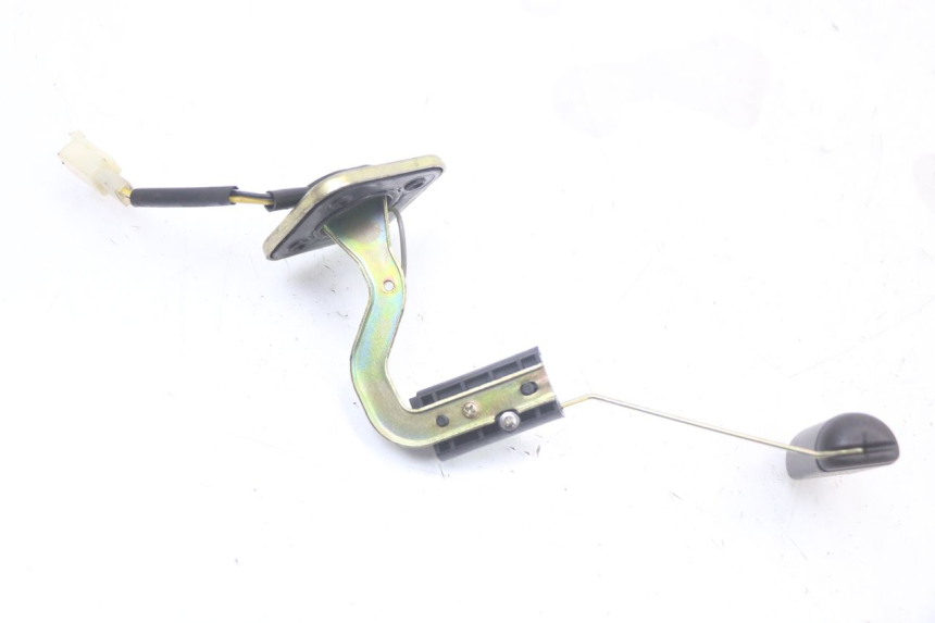 photo de BRANDSTOFNIVEAUMETER TANK PEUGEOT KISBEE 2T 50 (2010 - 2017) - Zoom op gebruiksstaat