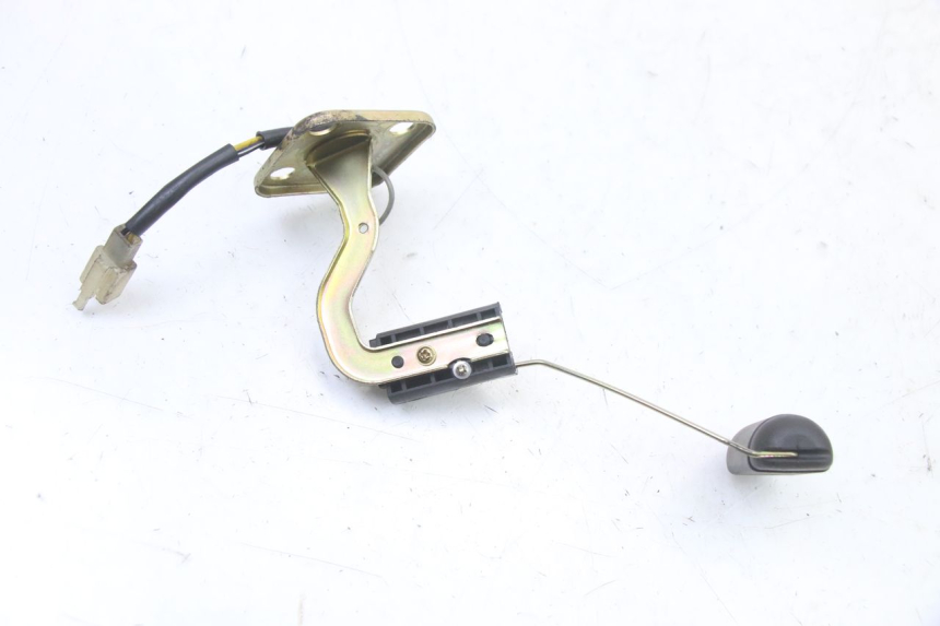 photo de BRANDSTOFNIVEAUMETER TANK PEUGEOT KISBEE 2T 50 (2010 - 2017) - Zoom op gebruiksstaat