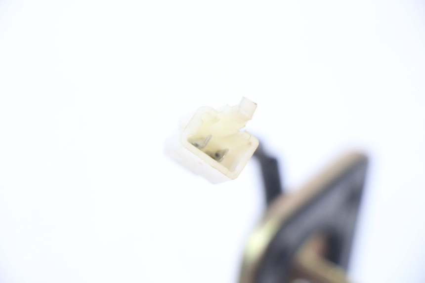 photo de BRANDSTOFNIVEAUMETER TANK PEUGEOT KISBEE 2T 50 (2018 - 2022) - Andere kijkhoek