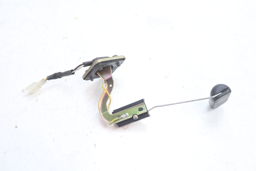 photo de BRANDSTOFNIVEAUMETER TANK PEUGEOT KISBEE 2T 50 (2010 - 2017) - Detail van het onderdeel