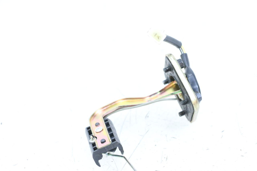 photo de BRANDSTOFNIVEAUMETER TANK PEUGEOT KISBEE 4T 50 (2018 - 2022) - Detail van het onderdeel