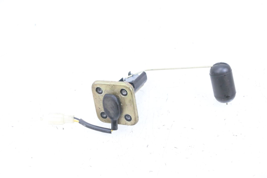 photo de BRANDSTOFNIVEAUMETER TANK PEUGEOT KISBEE 4T 50 (2010 - 2017) - Zoom op gebruiksstaat