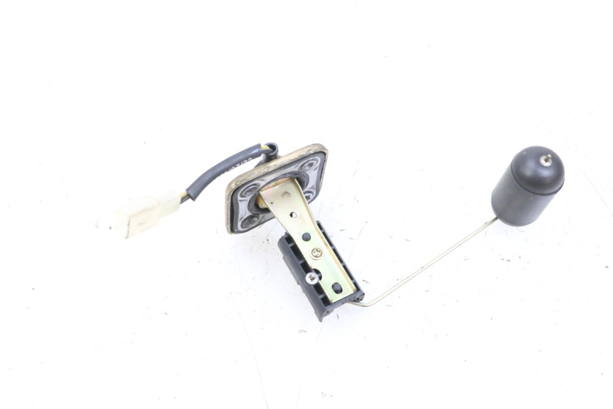 photo de BRANDSTOFNIVEAUMETER TANK PEUGEOT KISBEE 4T 50 (2010 - 2017) - Andere kijkhoek