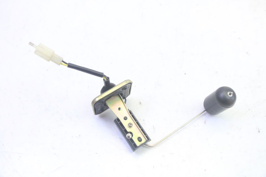 photo de BRANDSTOFNIVEAUMETER TANK PEUGEOT KISBEE 4T 50 (2010 - 2017) - Zoom op gebruiksstaat