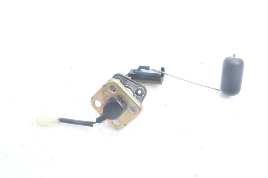 photo de BRANDSTOFNIVEAUMETER TANK PEUGEOT KISBEE 4T 50 (2010 - 2017) - Detail van het onderdeel