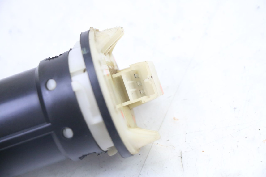 photo de BRANDSTOFNIVEAUMETER TANK PIAGGIO LIBERTY 4T 50 (2009 - 2015) - Detail van het onderdeel