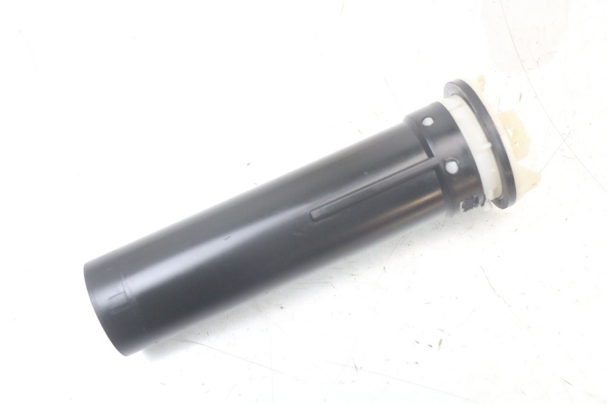 photo de BRANDSTOFNIVEAUMETER TANK PIAGGIO LIBERTY 125 (2009 - 2013) - Detail van het onderdeel