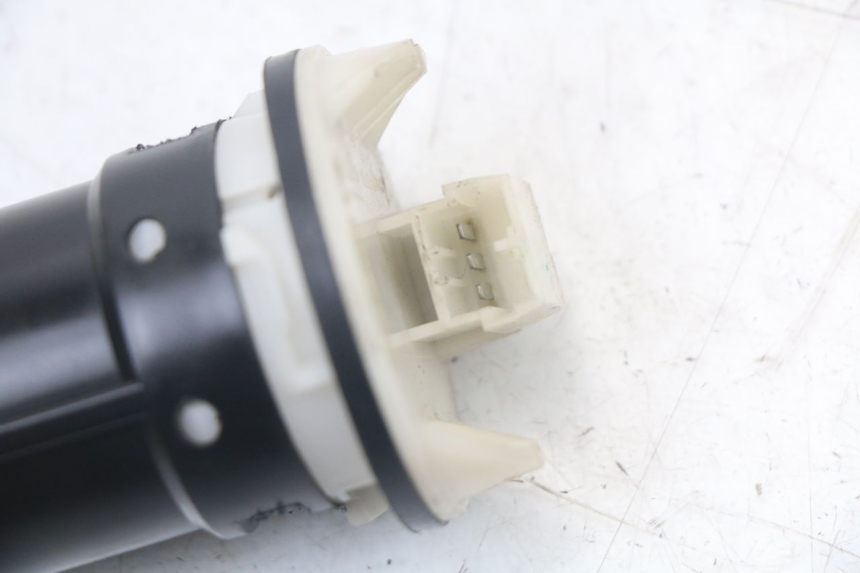 photo de BRANDSTOFNIVEAUMETER TANK PIAGGIO LIBERTY 125 (2009 - 2013) - Zoom op gebruiksstaat