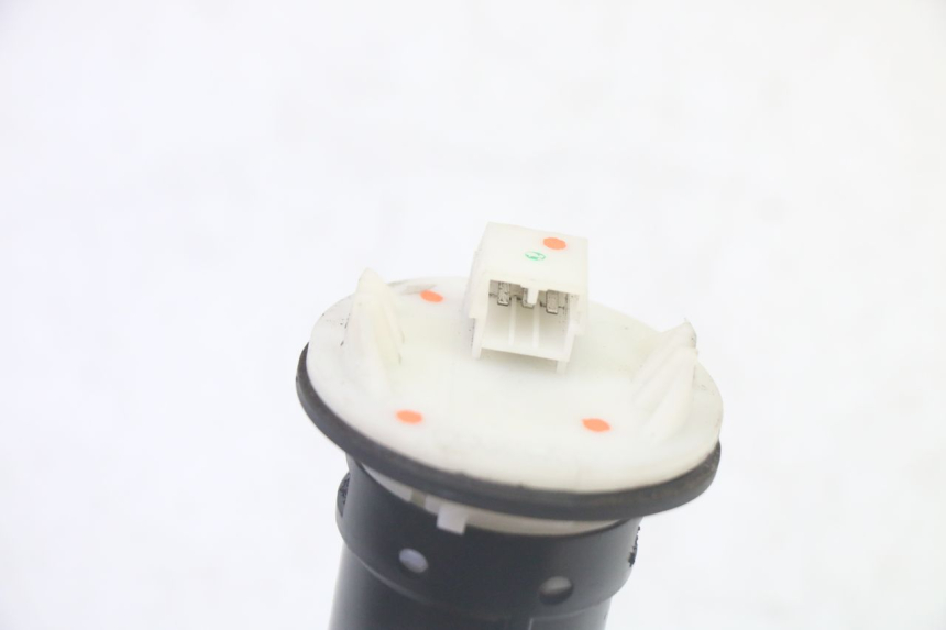 photo de BRANDSTOFNIVEAUMETER TANK PIAGGIO LXV 4T 50 (2009 - 2013) - Zoom op gebruiksstaat