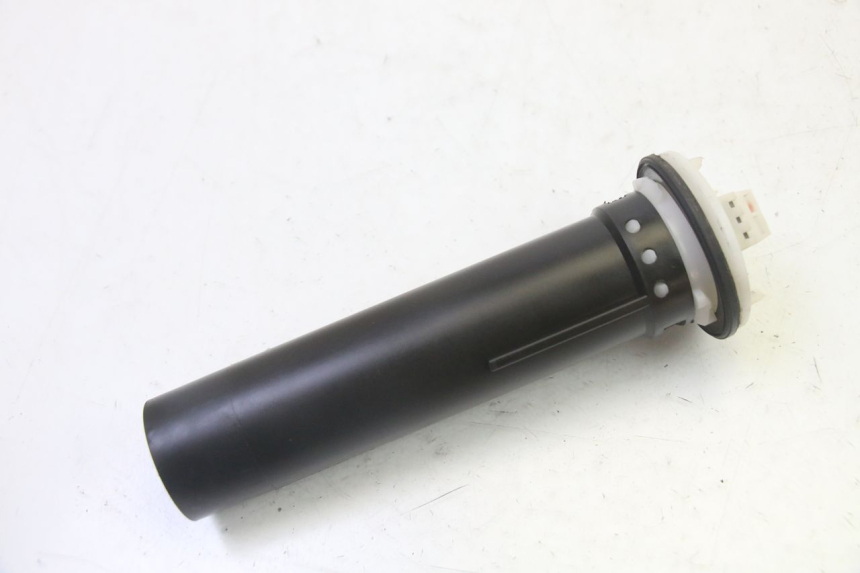 photo de BRANDSTOFNIVEAUMETER TANK PIAGGIO LXV 4T 50 (2009 - 2013) - Technische close-up
