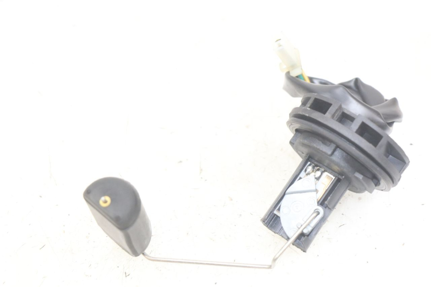 photo de BRANDSTOFNIVEAUMETER TANK SYM MIO 50 (2011 - 2017) - Hoofdaanzicht