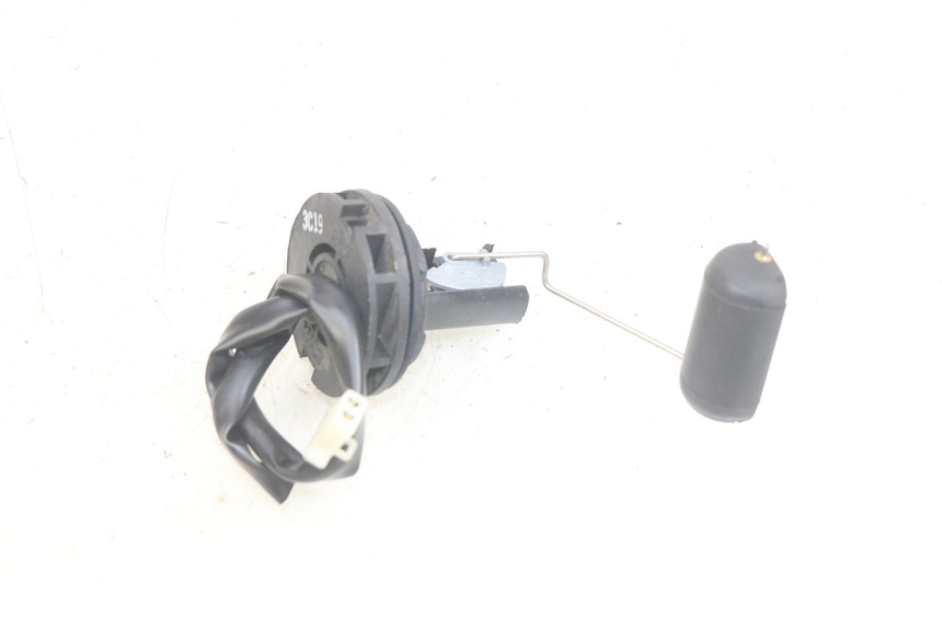 photo de BRANDSTOFNIVEAUMETER TANK SYM MIO 50 (2011 - 2017) - Zoom op gebruiksstaat