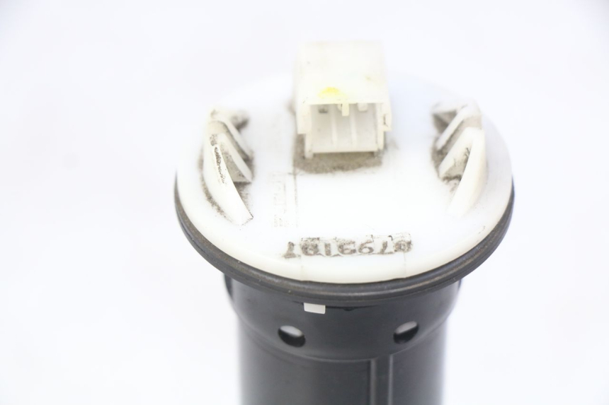 photo de BRANDSTOFNIVEAUMETER TANK PIAGGIO MP3 LT 300 (2010 - 2016) - Zoom op gebruiksstaat