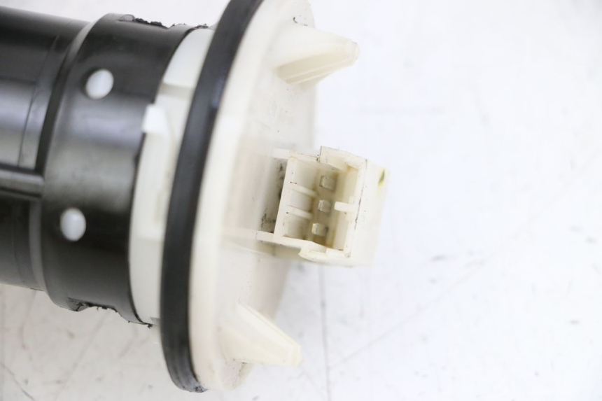 photo de BRANDSTOFNIVEAUMETER TANK PIAGGIO MP3 LT 400 (2007 - 2012) - Technische close-up