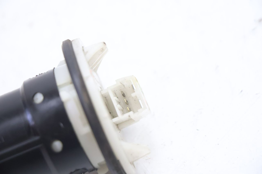 photo de BRANDSTOFNIVEAUMETER TANK PIAGGIO MP3 LT 400 (2007 - 2012) - Detail van het onderdeel