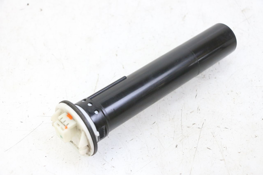 photo de BRANDSTOFNIVEAUMETER TANK PIAGGIO MP3 500 (2014 - 2017) - Hoofdaanzicht