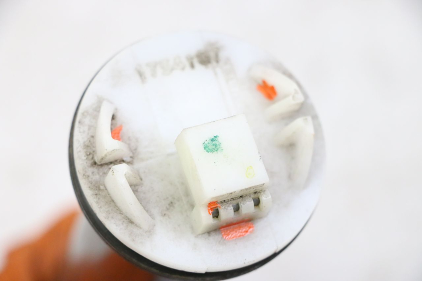 photo de BRANDSTOFNIVEAUMETER TANK PIAGGIO MP3 500 (2014 - 2017) - Technische close-up