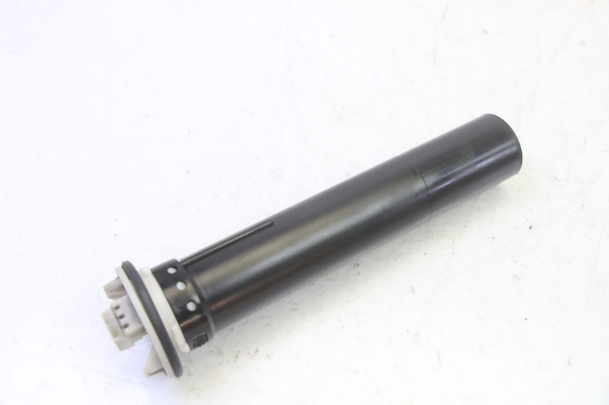 photo de BRANDSTOFNIVEAUMETER TANK PIAGGIO MP3 125 (2006 - 2014) - Andere kijkhoek