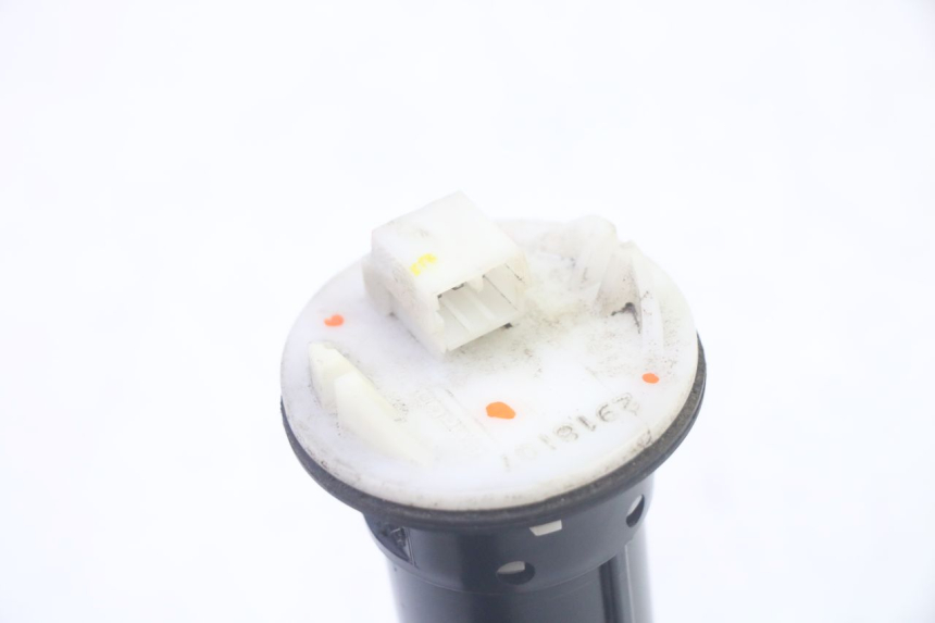 photo de BRANDSTOFNIVEAUMETER TANK PIAGGIO MP3 RL 250 (2006 - 2010) - Zoom op gebruiksstaat