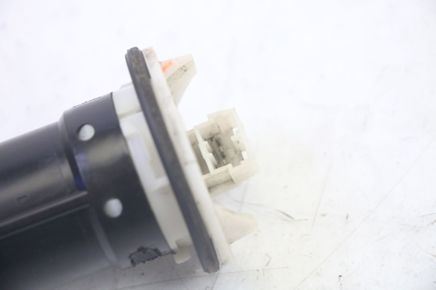 photo de BRANDSTOFNIVEAUMETER TANK PIAGGIO MP3 RL 250 (2006 - 2010) - Detail van het onderdeel