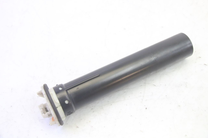 photo de BRANDSTOFNIVEAUMETER TANK PIAGGIO MP3 RL 250 (2006 - 2010) - Andere kijkhoek