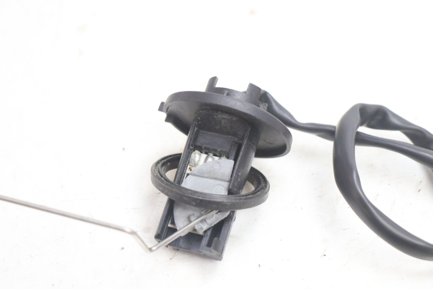 photo de BRANDSTOFTANKMETER KYMCO MXU R 250 (2004 - 2010) - Detail van het onderdeel