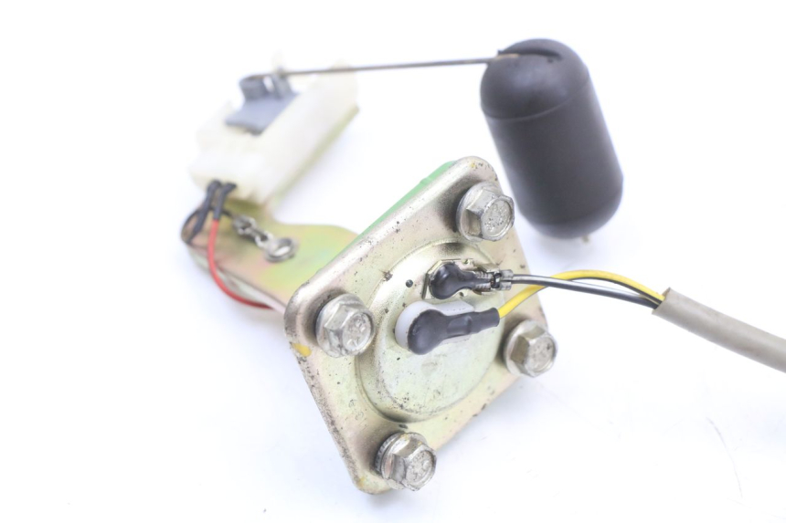 photo de BRANDSTOFNIVEAUMETER TANK PIAGGIO NEW TYPHOON 50 (2018 - 2021) - Zoom op gebruiksstaat