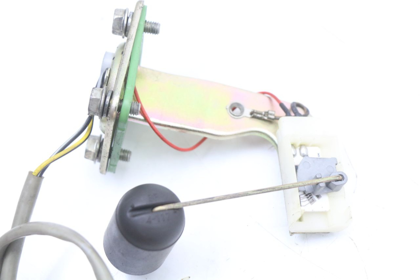 photo de BRANDSTOFNIVEAUMETER TANK PIAGGIO NEW TYPHOON 50 (2018 - 2021) - Technische close-up