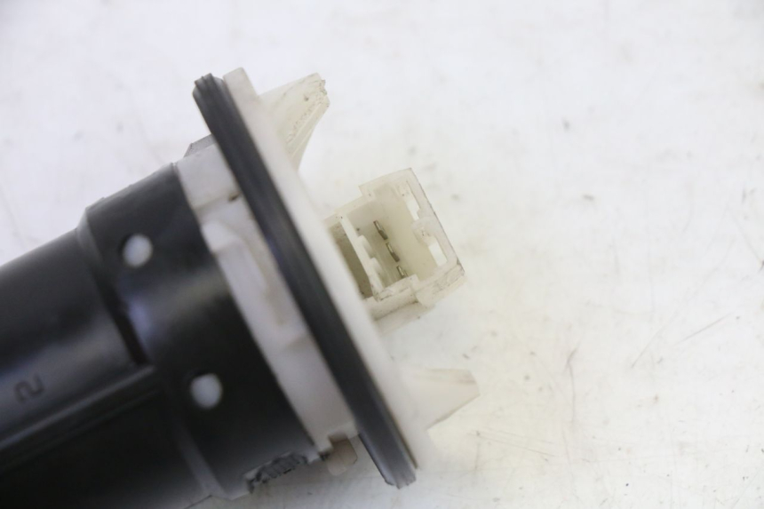 photo de BRANDSTOFNIVEAUMETER TANK PIAGGIO NEW TYPHOON 50 (2010 - 2017) - Detail van het onderdeel