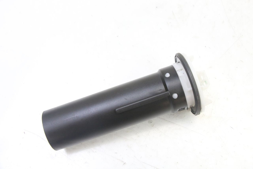 photo de BRANDSTOFNIVEAUMETER TANK PIAGGIO NRG POWER PUREJET 50 (2018 - 2021) - Hoofdaanzicht