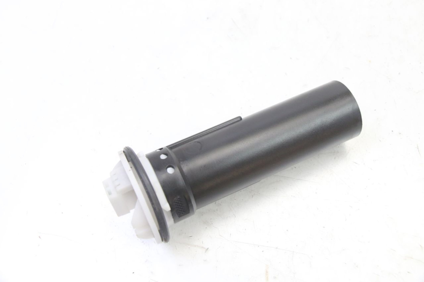 photo de BRANDSTOFNIVEAUMETER TANK PIAGGIO NRG POWER PUREJET 50 (2018 - 2021) - Zoom op gebruiksstaat