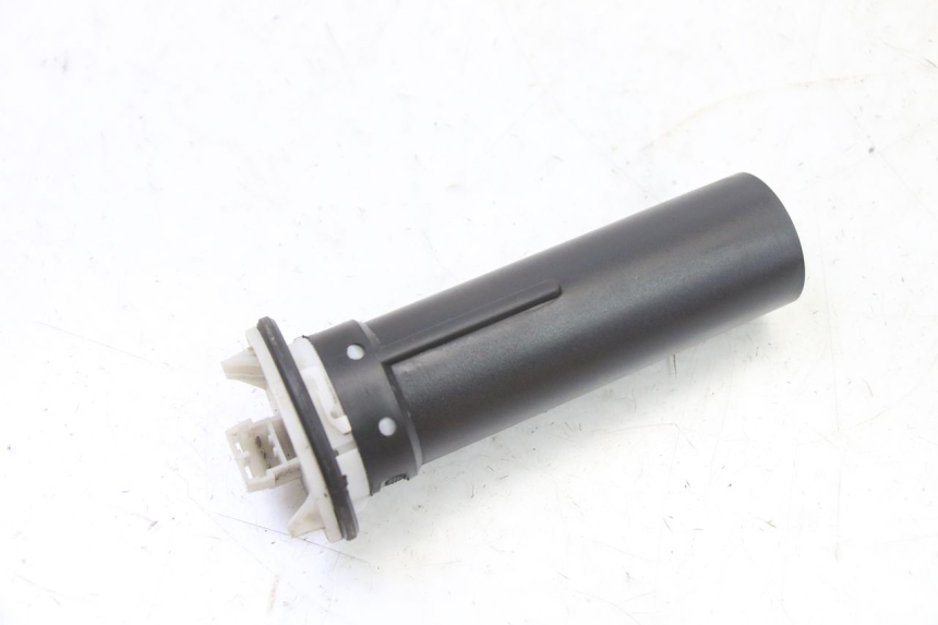 photo de BRANDSTOFNIVEAUMETER TANK PIAGGIO NRG POWER PUREJET 50 (2018 - 2021) - Andere kijkhoek