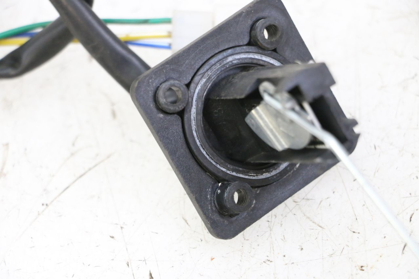 photo de BRANDSTOFNIVEAUMETER TANK JM MOTORS OLDIES GT 4T 50 (2018 - 2025) - Zoom op gebruiksstaat