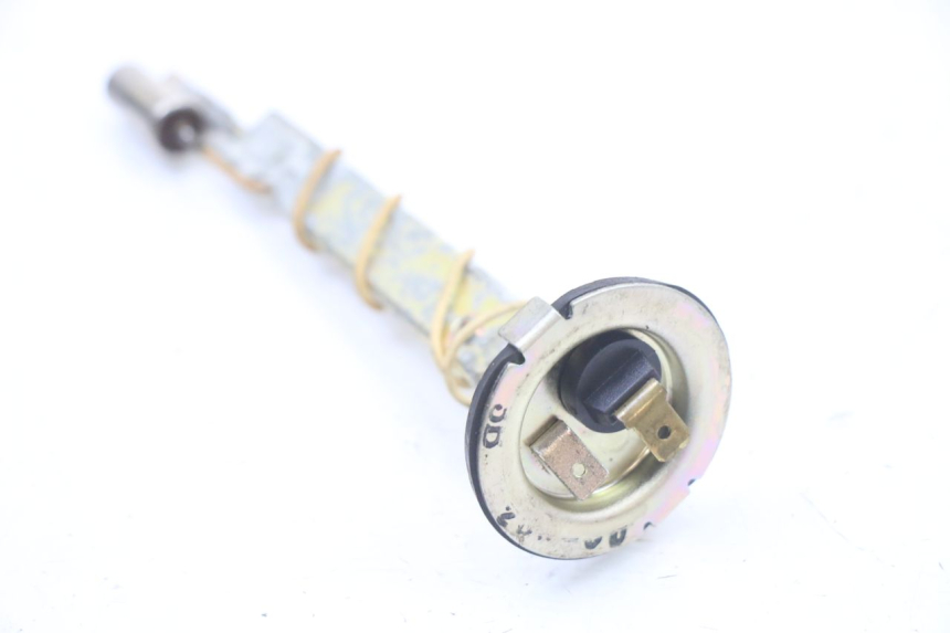 photo de BRANDSTOFNIVEAUMETER TANK MBK OVETTO ONE 2T 50 (2013 - 2017) - Zoom op gebruiksstaat